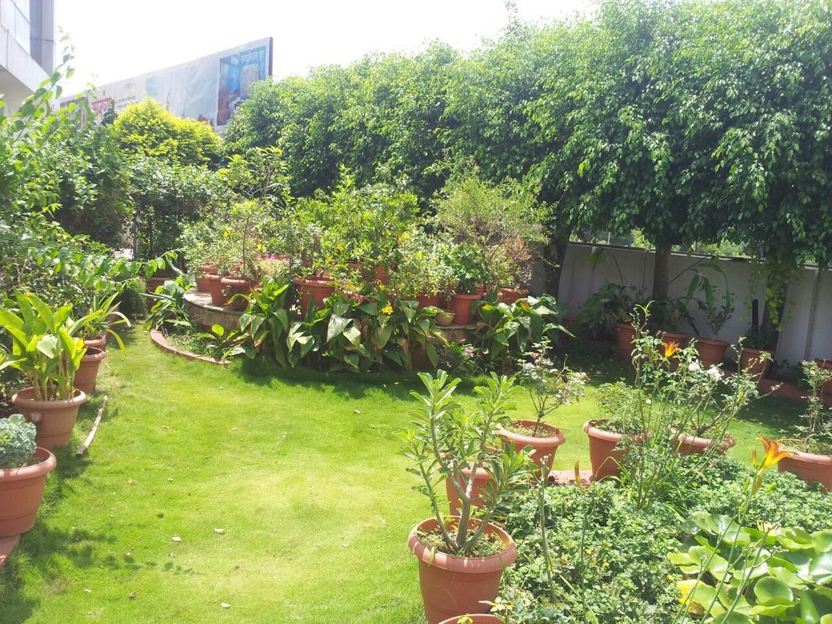 Sarang Lodging & Boarding Villa Satara Dış mekan fotoğraf
