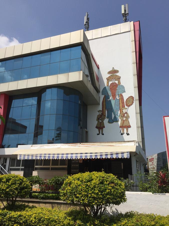 Sarang Lodging & Boarding Villa Satara Dış mekan fotoğraf