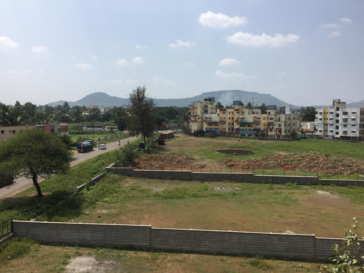 Sarang Lodging & Boarding Villa Satara Dış mekan fotoğraf