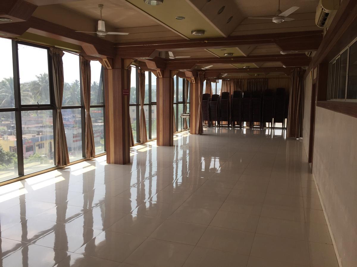 Sarang Lodging & Boarding Villa Satara Dış mekan fotoğraf